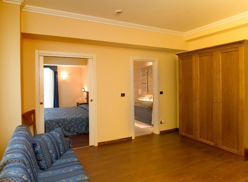 Albergo Costantini Tarcento Bagian luar foto